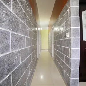 Hotel Oyo 8653 Achus