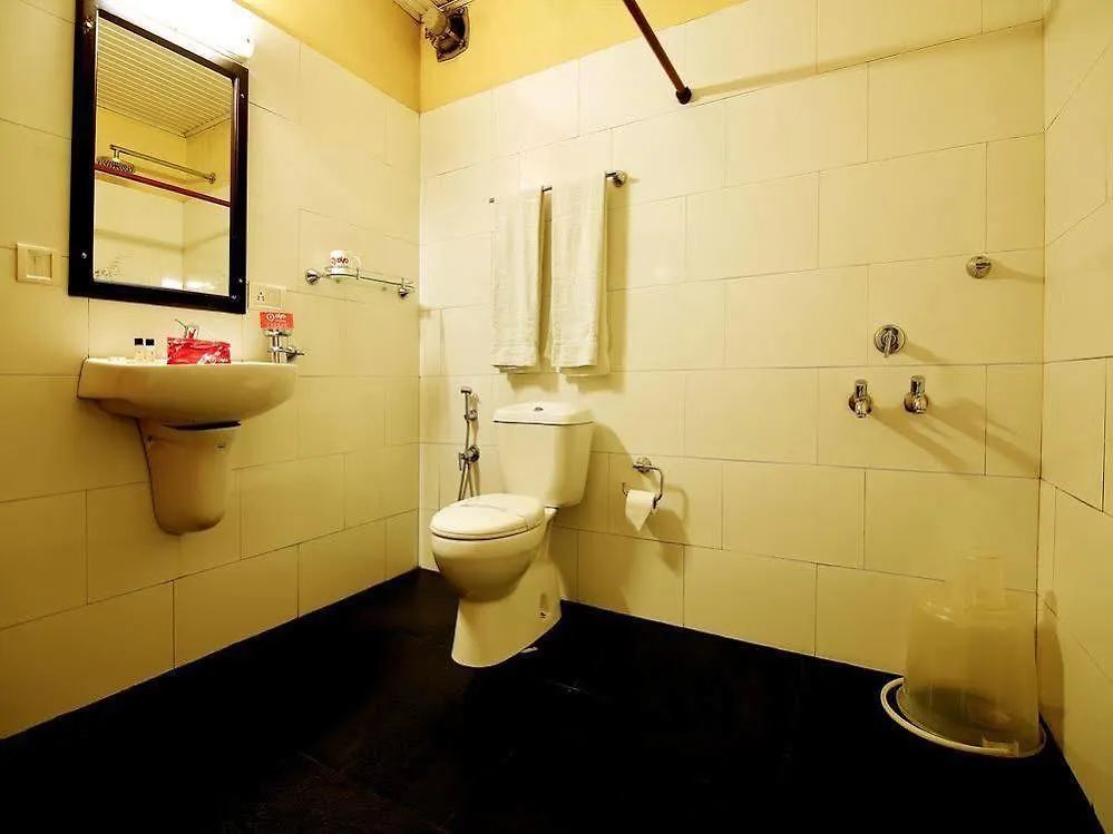 Oyo Rooms Am Road Csi Church Munnar Hotel